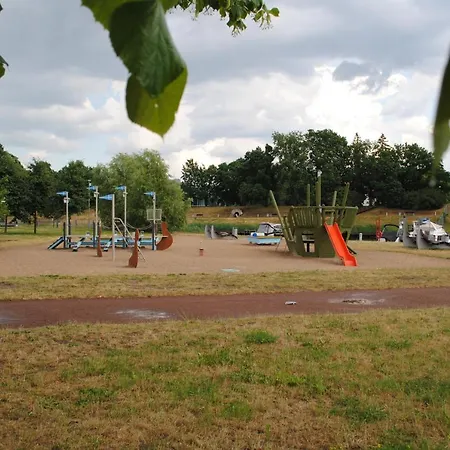 Aadelheide Family Apartamento *