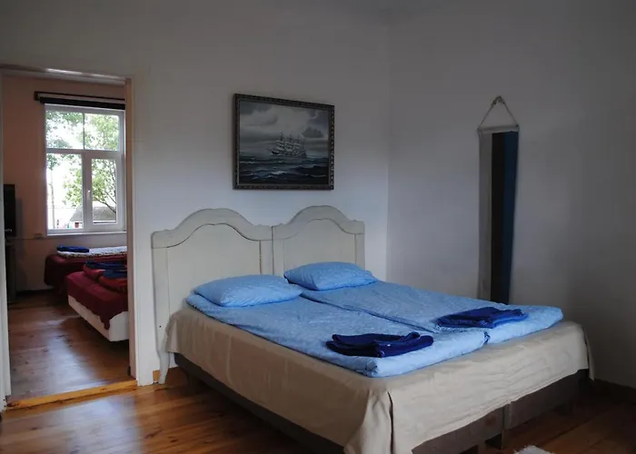 Aadelheide Family * Pärnu